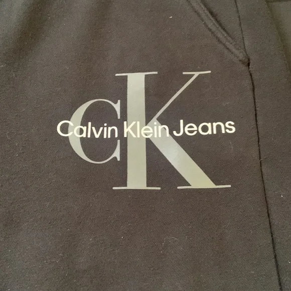 Calvin Klein Sweatpants - Picture 2 of 3